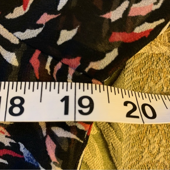 WHBM. Flowy black  w/scattered print boho dress. Double layered bell sle… - Picture 10 of 10